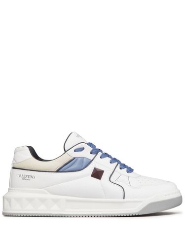 One Stud Sneaker - Valentino Garavani - Modalova