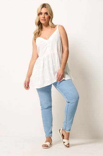 Débardeur Blanc Brodé De Fleurs Size 46 - Yours - Modalova