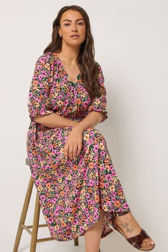 Robe À Manches Raglan Noire À Fleurs Size 62-64 - Yours - Modalova