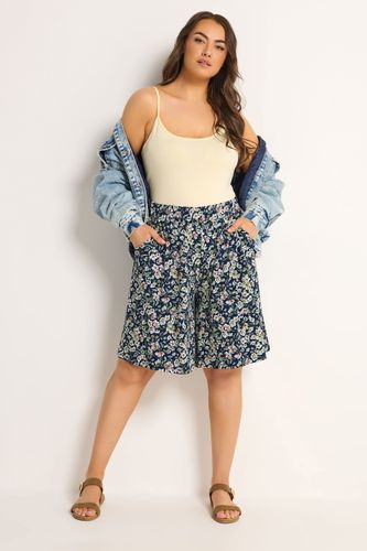 Short Bleu Marine À Petites Fleurs Size 50-52 - Yours - Modalova