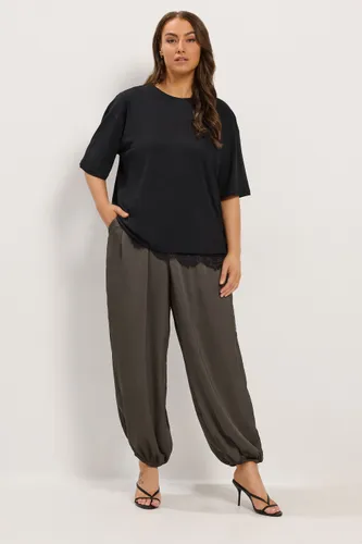Pantalon Ballon Marron En Satin Size 54-56 - Yours - Modalova