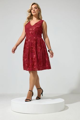 Robe Courte À Fleurs Appliquées Rouge Size 44 - Yours London - Modalova