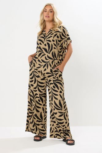 Pantalon Large À Effet Froissé Et Motif Feuilles Marron Naturelsize 44 - Yours - Modalova