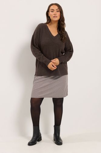 Pull À Col En V Marron Chocolat En Maille Size 62-64 - Yours - Modalova