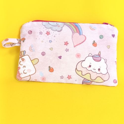 Petite pochette avec motifs Kawaï - Label Emmaus - Modalova
