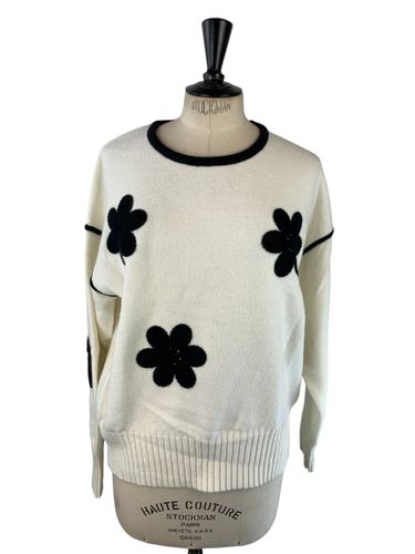 Riu Paris - Pull col rond écru fleurs noires en relief - Neuf d'invendu Riu Paris - Taille XL (estimé) - Label Emmaus - Modalova