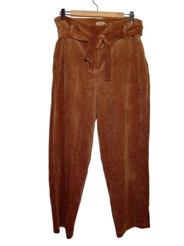 Pantalon Carotte (T6493) - La Fée Maraboutée - Modalova