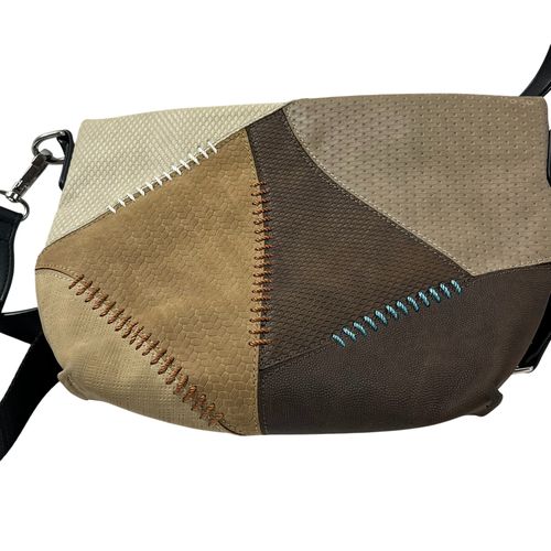 Sac bandoulière patchwork avec surpiqure fantaisie - Desigual - Modalova