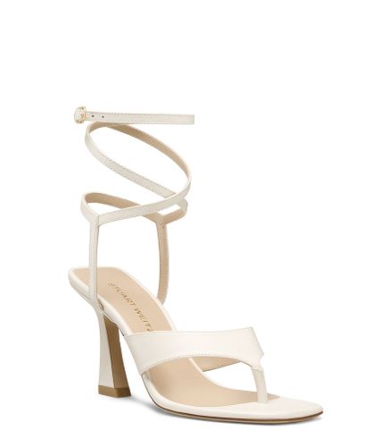 VINNIE WRAP THONG 85, SANDALES ET CHAUSSURES COMPENSÉES, , SMOOTH CALF - Stuart Weitzman - Modalova
