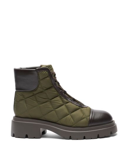 HUDSON QUILTED HIKER BOOTIE, Mid Season Sale, /, QUILTED NYLON/DRESS NAPPA - Stuart Weitzman - Modalova