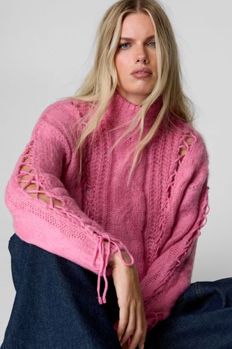 Cable Funnel Neck Lace Up Jumper - S - Nasty Gal - Modalova