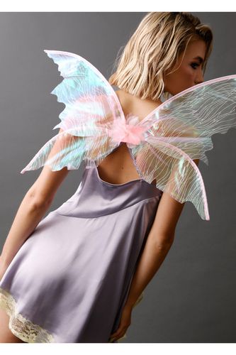 Translucent Metallic Fairy Wings - One Size - Nasty Gal - Modalova