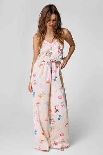 Satin Conversational Print Cami And Trousers Pajama Set - S - Nasty Gal - Modalova