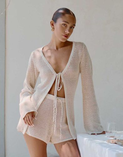 X Luana Barron - Antoine - Gilet d'ensemble de plage en maille au crochet noué à l'avant - Crème - 4Th & Reckless - Modalova