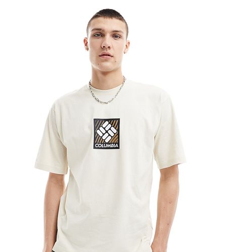 Reventure - T-shirt avec encadré logo - Craie - Columbia - Modalova