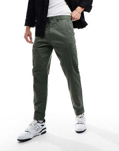 Modern - Pantalon cargo fuselé en sergé - Gris foncé - Calvin Klein - Modalova