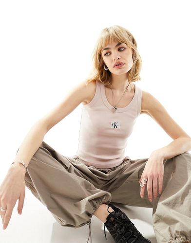 Débardeur côtelé avec étiquette tissée - Calvin Klein Jeans - Modalova