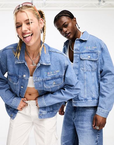 Pride - Veste en jean classique - délavé clair - Calvin Klein Jeans - Modalova