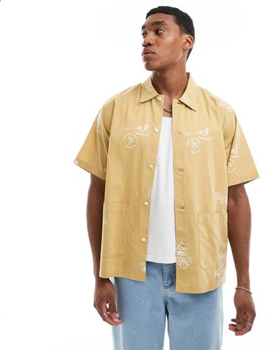 Chemise manches courtes à imprimé façon tampon - Sable - Carhartt Wip - Modalova