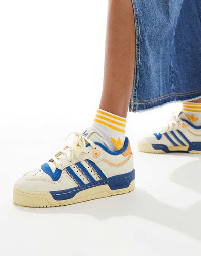 Rivalry 86 - Baskets basses - Crème et bleu - Adidas Originals - Modalova