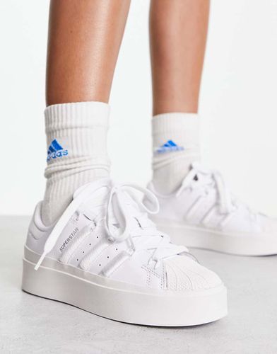 Superstar Bonega - Baskets à plateforme - Triple pur - Adidas Originals - Modalova