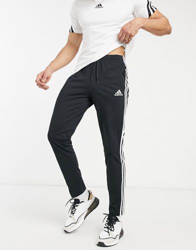 Adidas - Sportswear Essential - Pantalon de jogging à 3 bandes - adidas performance - Modalova