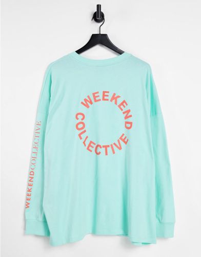 Curve - T-shirt oversize à manches longues avec logo au dos - Menthe - ASOS Weekend Collective - Modalova