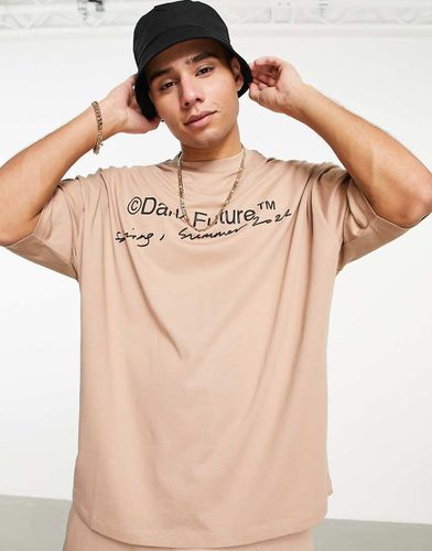 ASOS Dark Future - T-shirt oversize d'ensemble à logo brodé sur le devant - Taupe - Asos Design - Modalova