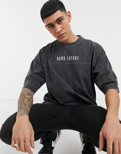ASOS - Dark Future - T-shirt oversize épais avec surpiqûres contrastantes et logo Dark Future brodé - Délavé - ASOS DESIGN - Modalova