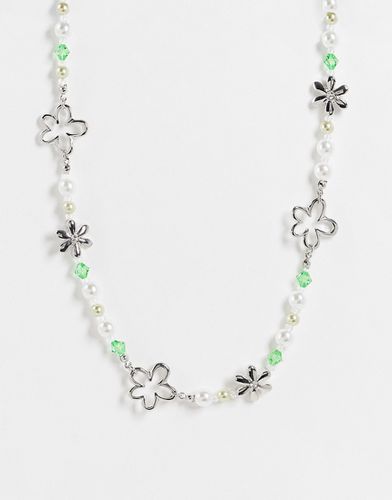 Collier de perles fantaisie avec breloques fleurs - ASOS DESIGN - Modalova