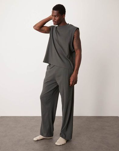 Capsule - Ensemble débardeur oversize et pantalon confort - Gris foncé - Asos Design - Modalova