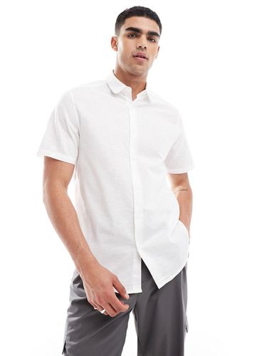 Chemise habillée en lin coupe classique avec col rond - Asos Design - Modalova