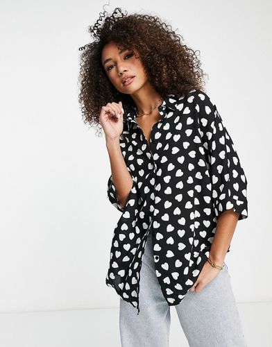 Chemise manches longues oversize à imprimé caur - Noir et blanc - Asos Design - Modalova