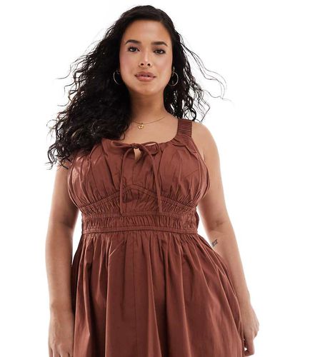 ASOS DESIGN Curve - Robe d'été mi-longue avec bretelles larges et taille cintrée - Chocolat - Asos Curve - Modalova