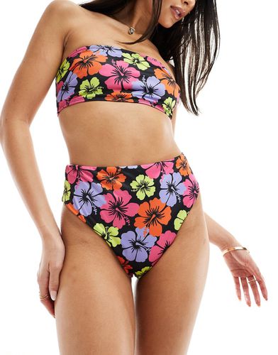 Becky - Bas de bikini taille haute échancré à fleurs d'hibiscus - Asos Design - Modalova