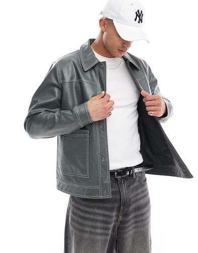 Blouson Harrington en similicuir à surpiqûres contrastantes - Asos Design - Modalova