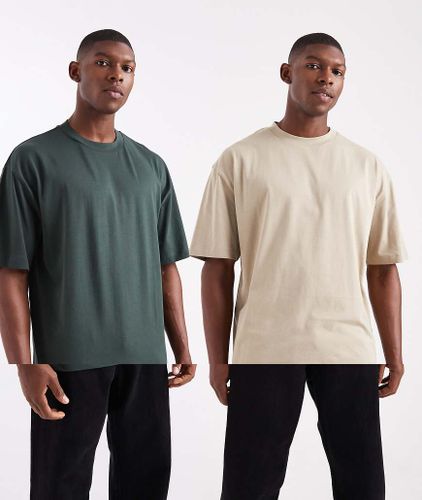Lot de 2 t-shirts oversize basiques - Vert fonc/beige - Asos Design - Modalova