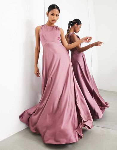 L'invitée - Robe longue en satin avec détail drapé au dos - Orchidée - Asos Design - Modalova