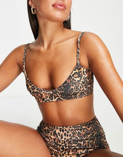 Mix and Match - Haut de bikini crop top côtelé effet treillis à imprimé léopard - Asos Design - Modalova