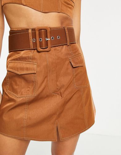Mini-jupe d'ensemble à ceinture et surpiqûres - Asos Design - Modalova