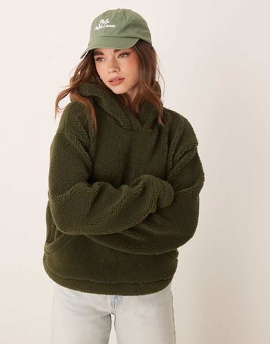 Sweat à capuche oversize en imitation peau de mouton - forêt - Asos Design - Modalova