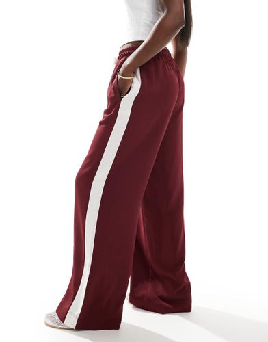 Pantalon à enfiler avec empiècement contrastant - Bordeaux - Asos Design - Modalova