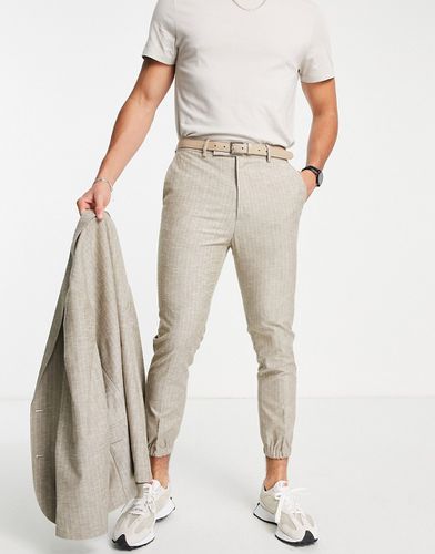 Pantalon de costume fuselé à rayures et extrémités style jogger - Taupe - Asos Design - Modalova