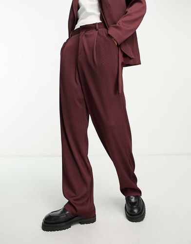 Pantalon de costume plissé ample - Bordeaux - Asos Design - Modalova