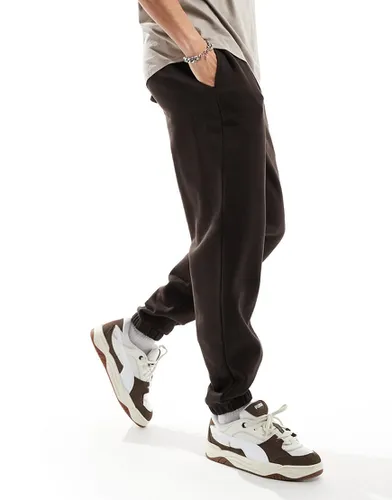 Pantalon de jogging oversize épais - Marron chocolat - Asos Design - Modalova
