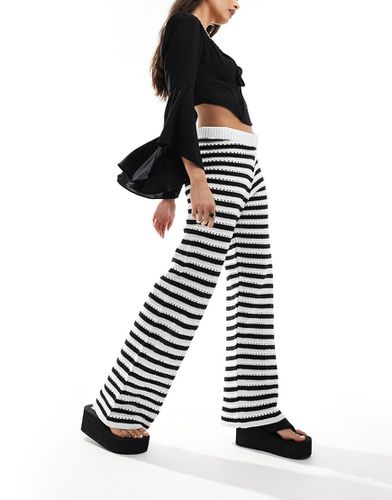 Pantalon en maille crochetée rayée - Asos Design - Modalova
