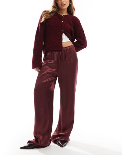 Pantalon en satin à enfiler - Bordeaux - Asos Design - Modalova