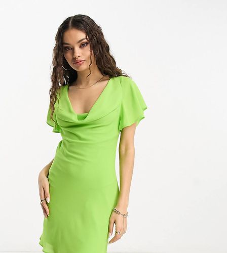 ASOS DESIGN Petite - Robe courte à col bénitier et manches évasées - Asos Petite - Modalova