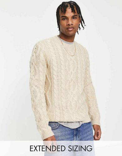 Pull en maille torsadée épaisse - Écru - Asos Design - Modalova