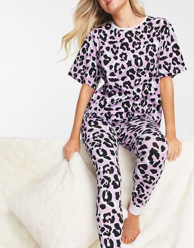 Pyjama à imprimé animal contrastant avec t-shirt oversize et legging - Violet et vert - Asos Design - Modalova